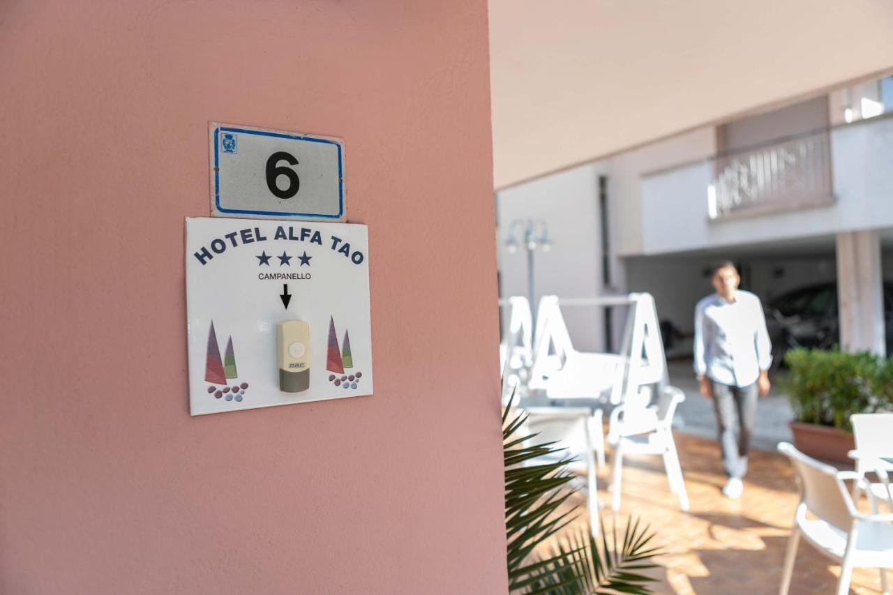 Hotel Alfa Tao Riccione Buitenkant foto