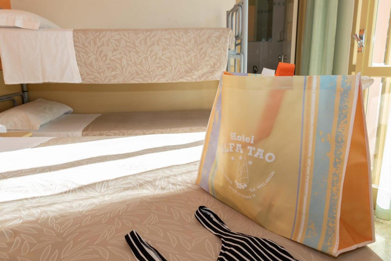 Hotel Alfa Tao Riccione Buitenkant foto